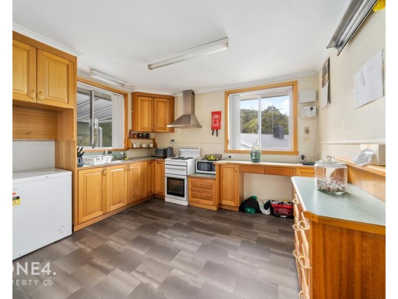 80 Chippendale  Street, Claremont TAS 7011