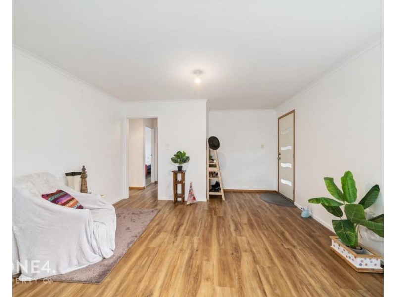 2/10 Treetops Court, Claremont TAS 7011