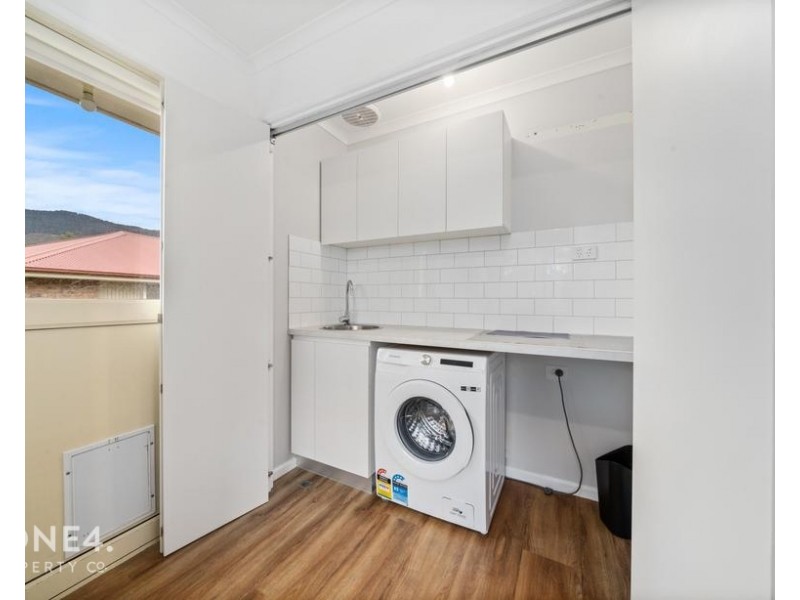 2/10 Treetops Court, Claremont TAS 7011