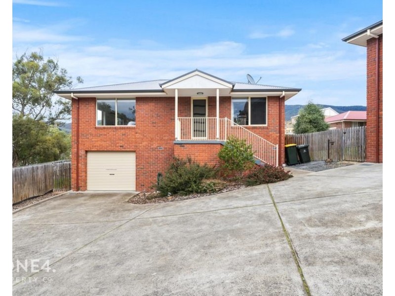 2/10 Treetops Court, Claremont TAS 7011