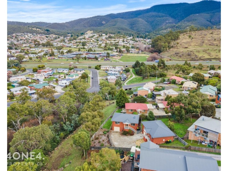 2/10 Treetops Court, Claremont TAS 7011