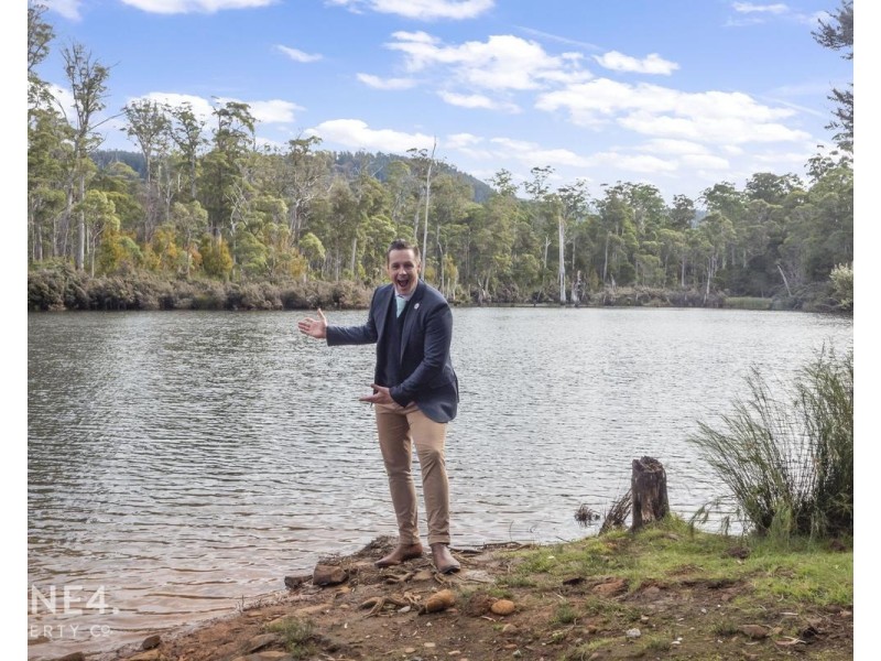 4 Fourth Street, Wayatinah TAS 7140