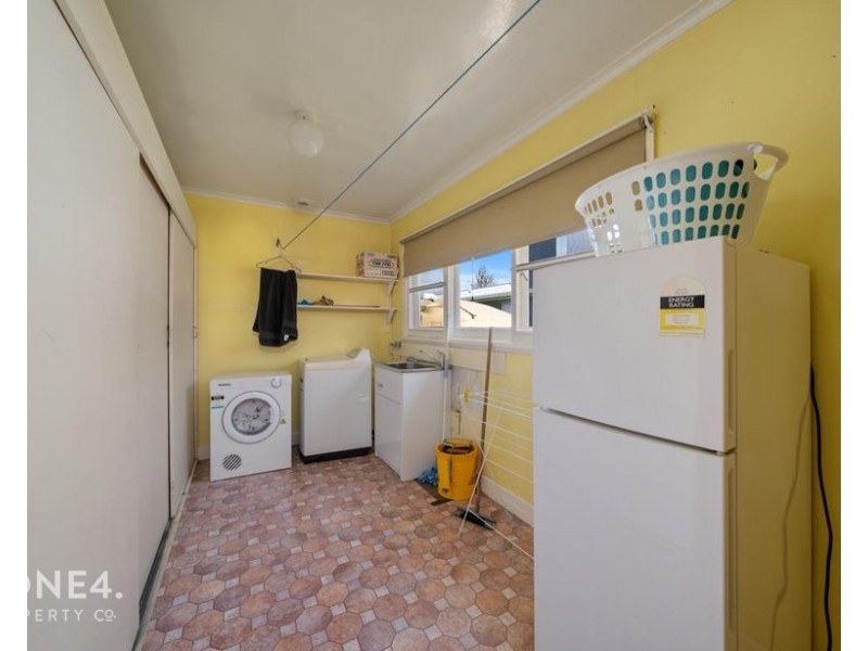 4 Fourth Street, Wayatinah TAS 7140