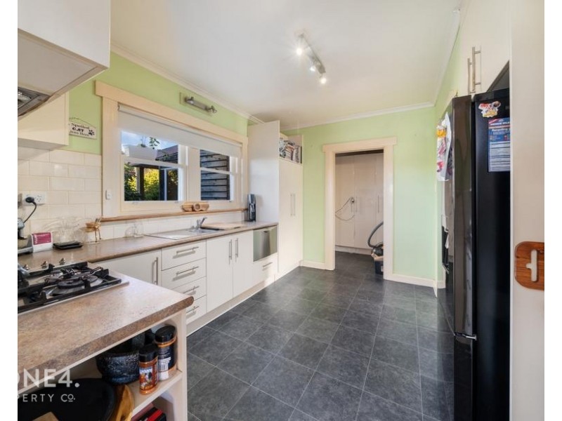 36 Walker Street, Rosetta TAS 7010