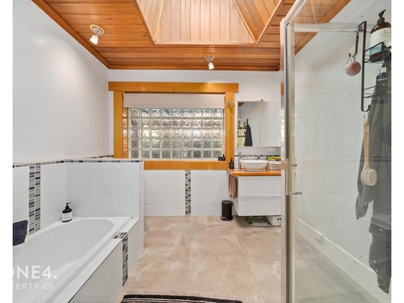 36 Walker Street, Rosetta TAS 7010