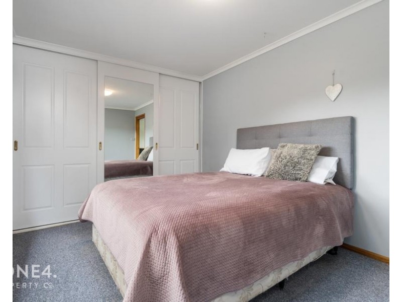 8 Karambi Street, Chigwell TAS 7011