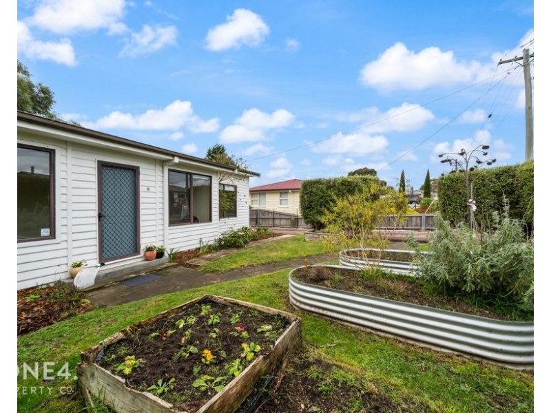 8 Karambi Street, Chigwell TAS 7011