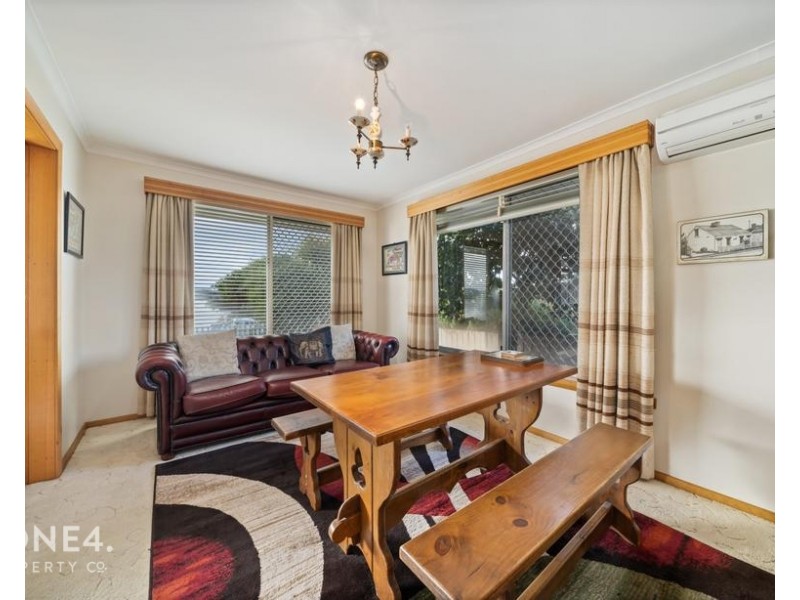 84 Esplanade, Oatlands TAS 7120