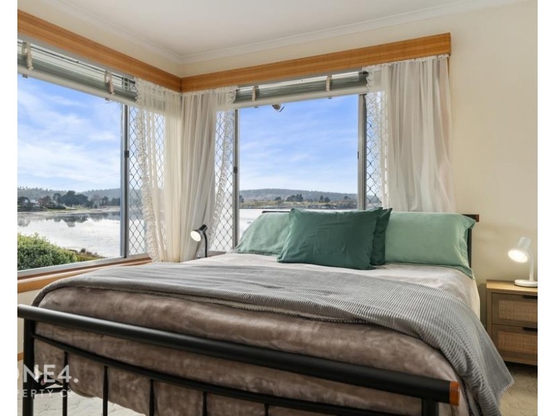 84 Esplanade, Oatlands TAS 7120