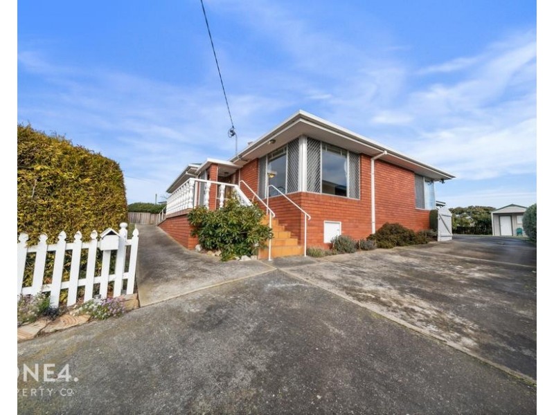 84 Esplanade, Oatlands TAS 7120