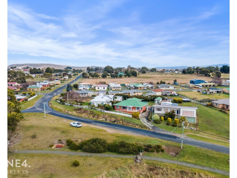 84 Esplanade, Oatlands TAS 7120