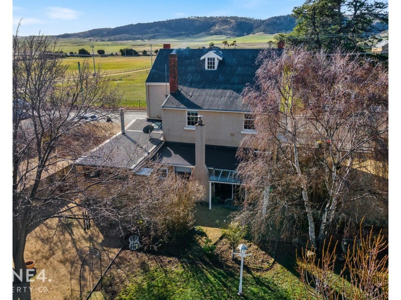 121 Main Street, Kempton TAS 7030