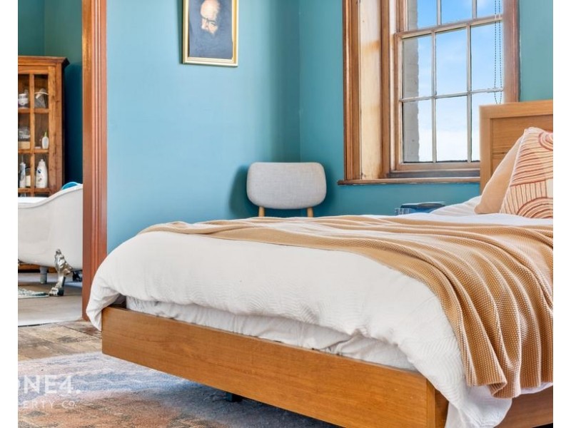 121 Main Street, Kempton TAS 7030