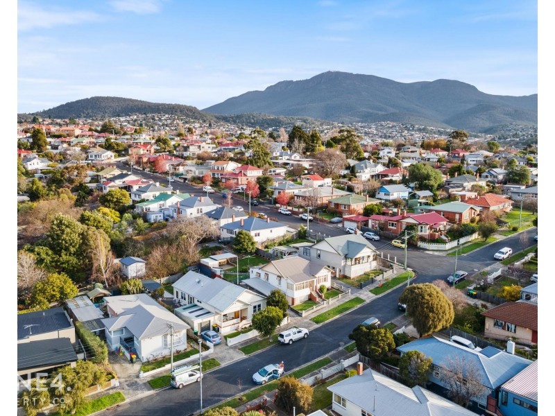 12 Cressy Street, New Town TAS 7008