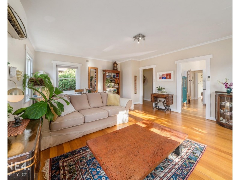 12 Walker Street, Rosetta TAS 7010