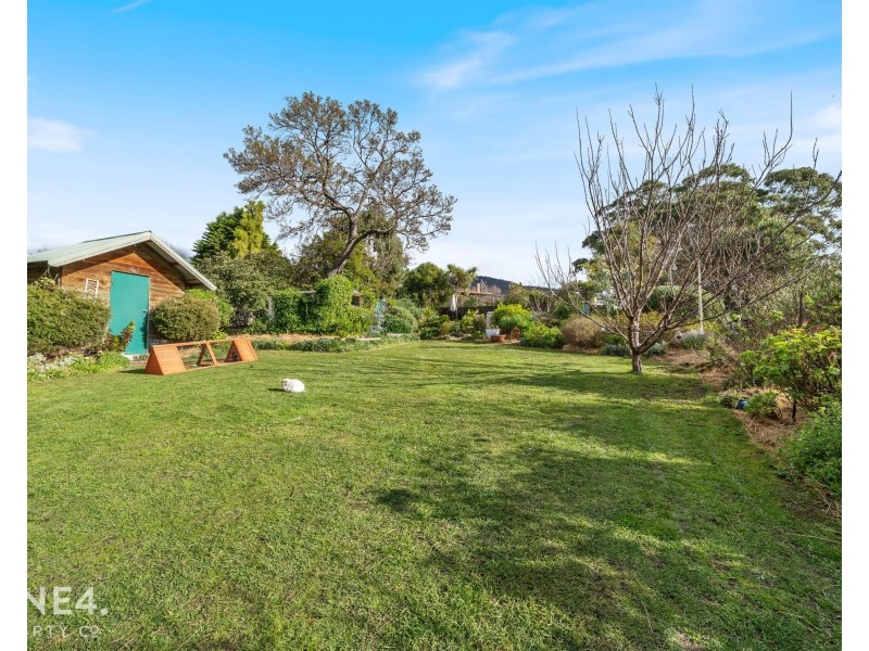 12 Walker Street, Rosetta TAS 7010