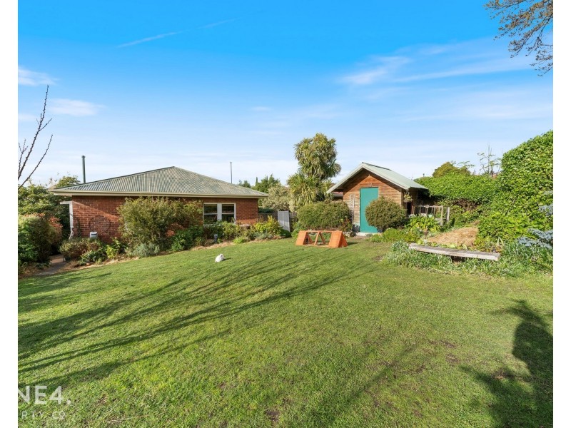 12 Walker Street, Rosetta TAS 7010