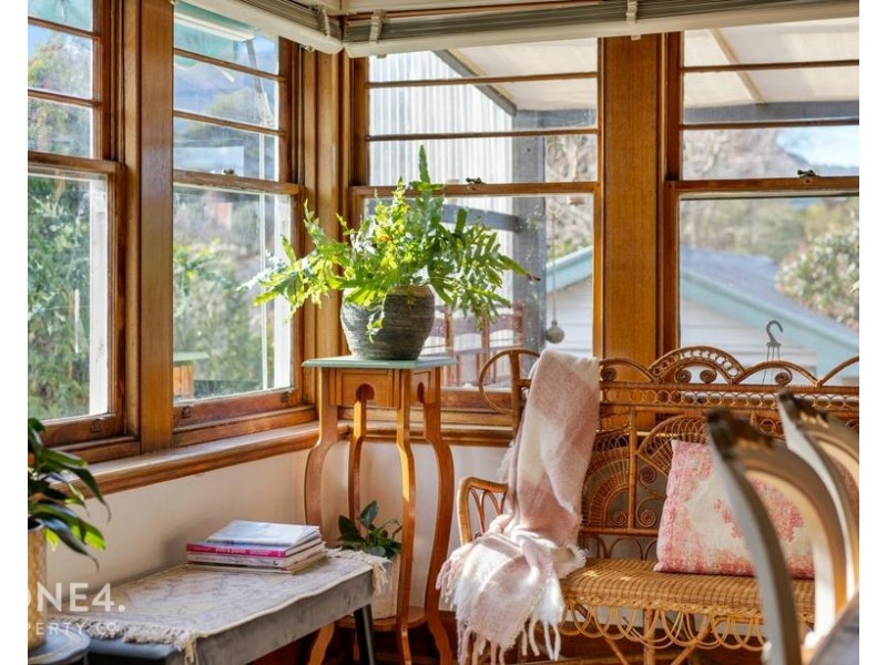 12 Burnett Street, New Norfolk TAS 7140