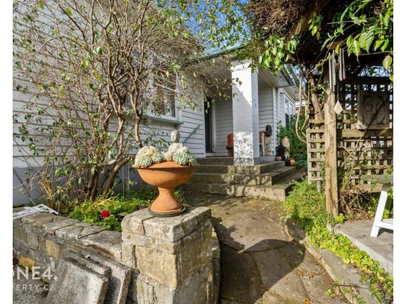 12 Burnett Street, New Norfolk TAS 7140