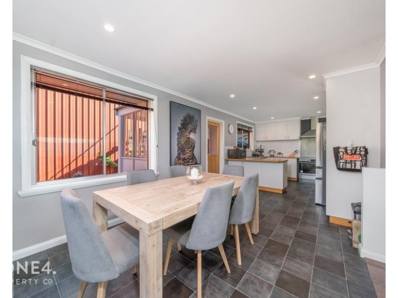 38 Sunshine Road, Austins Ferry TAS 7011