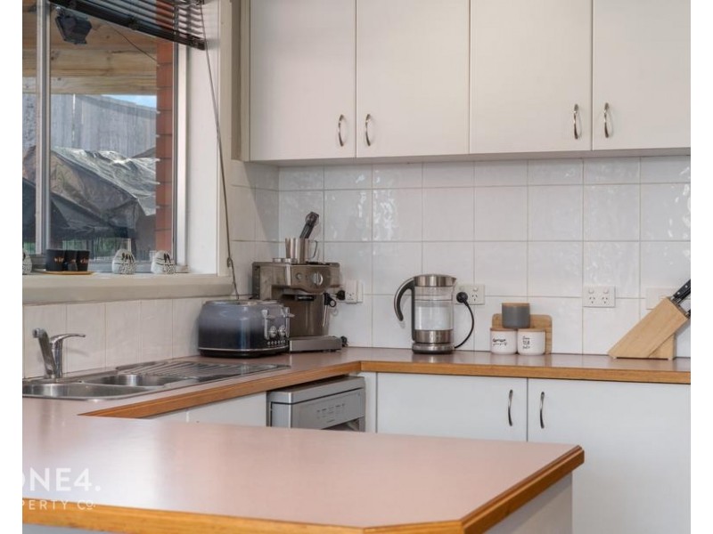 38 Sunshine Road, Austins Ferry TAS 7011