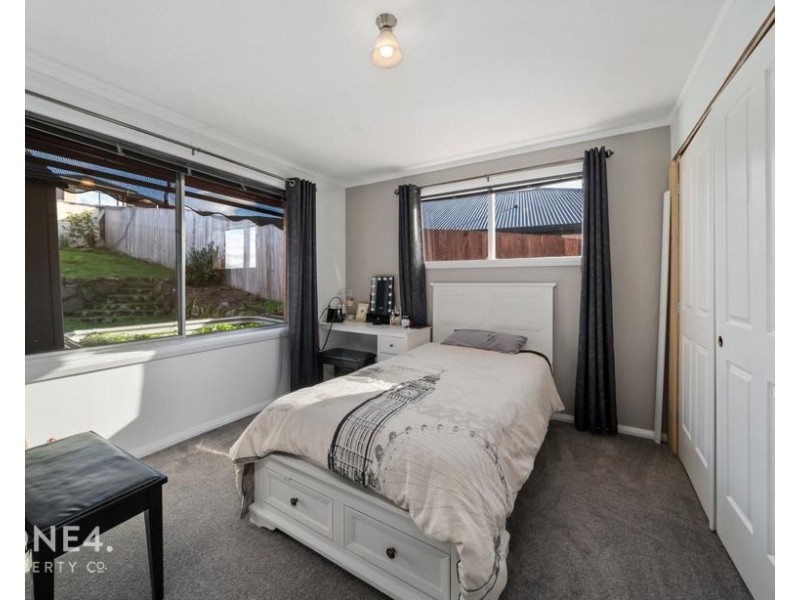 38 Sunshine Road, Austins Ferry TAS 7011