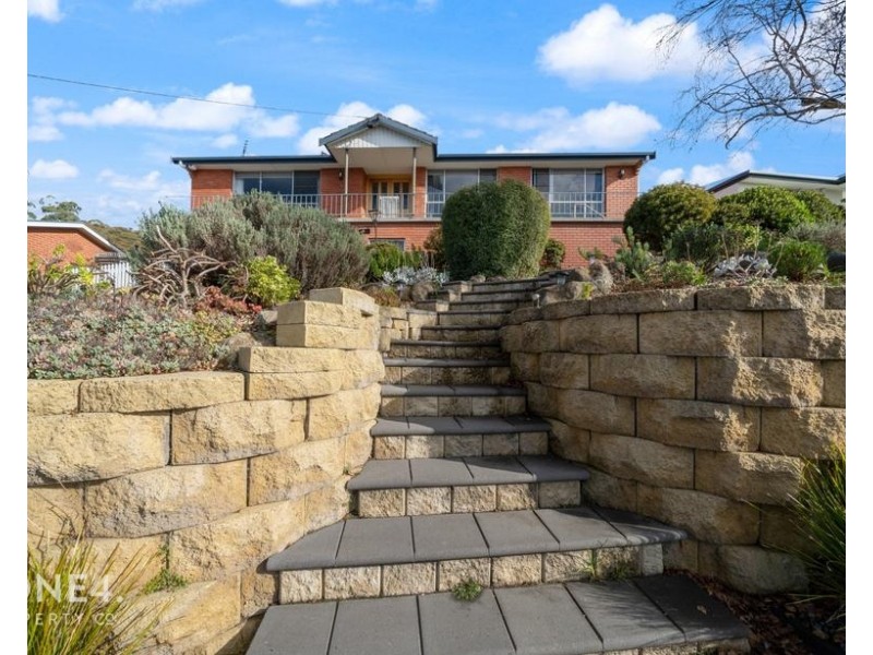 38 Sunshine Road, Austins Ferry TAS 7011