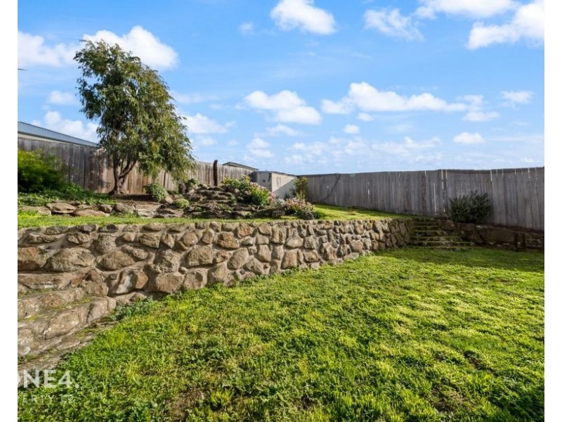 38 Sunshine Road, Austins Ferry TAS 7011