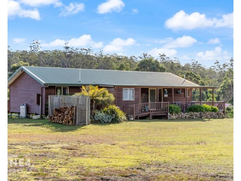 46 Wades Road, White Beach TAS 7184