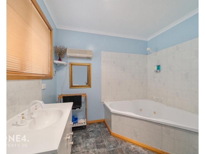 46 Wades Road, White Beach TAS 7184