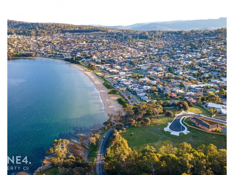 8/42 Home Avenue, Blackmans Bay TAS 7052