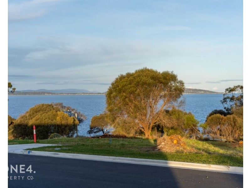 8/42 Home Avenue, Blackmans Bay TAS 7052