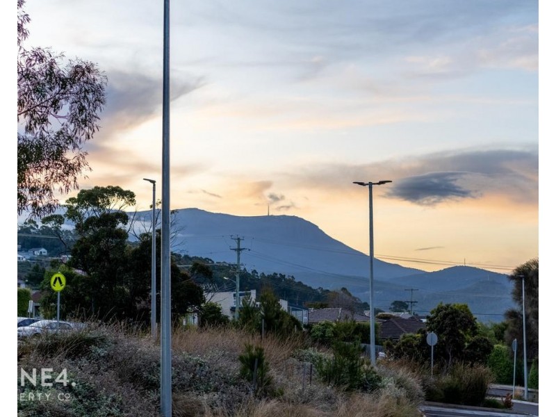 8/42 Home Avenue, Blackmans Bay TAS 7052