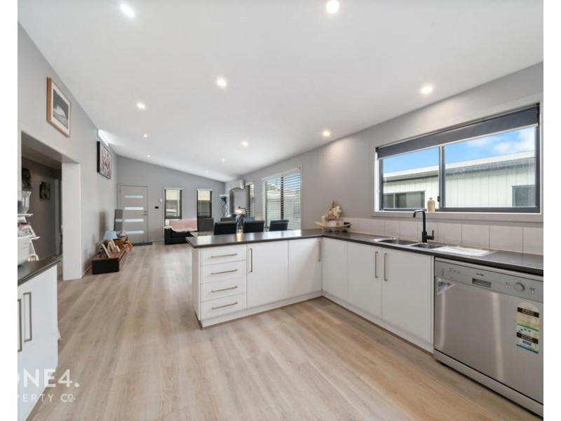 62 Feltham Street, North Hobart TAS 7000