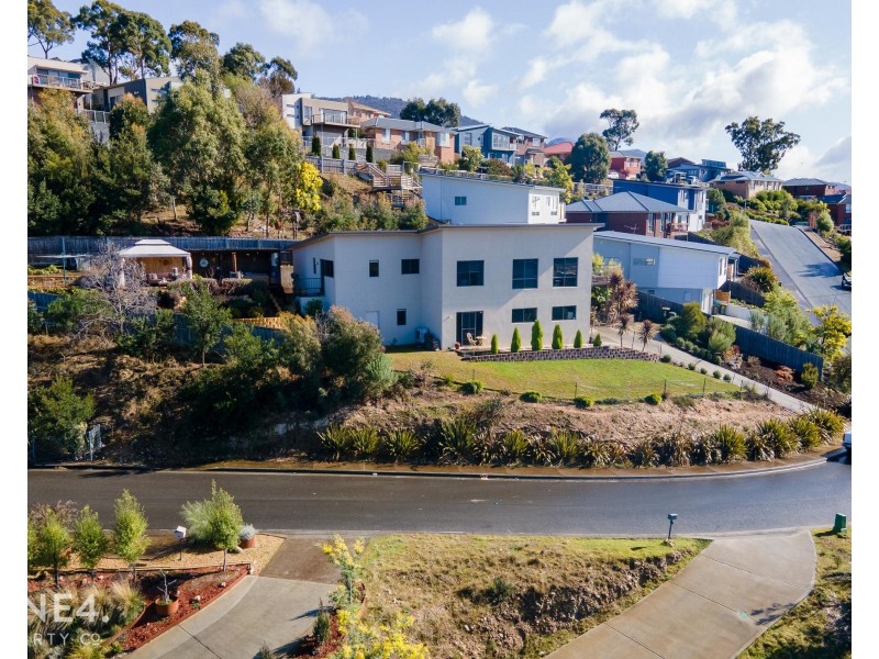 8 Lowrie Place, Glenorchy TAS 7010