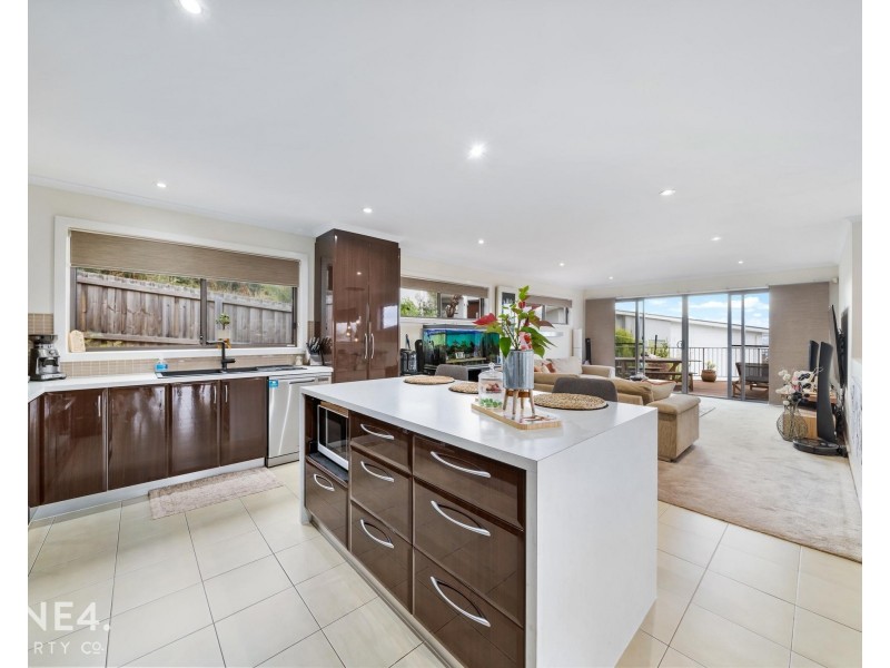 8 Lowrie Place, Glenorchy TAS 7010