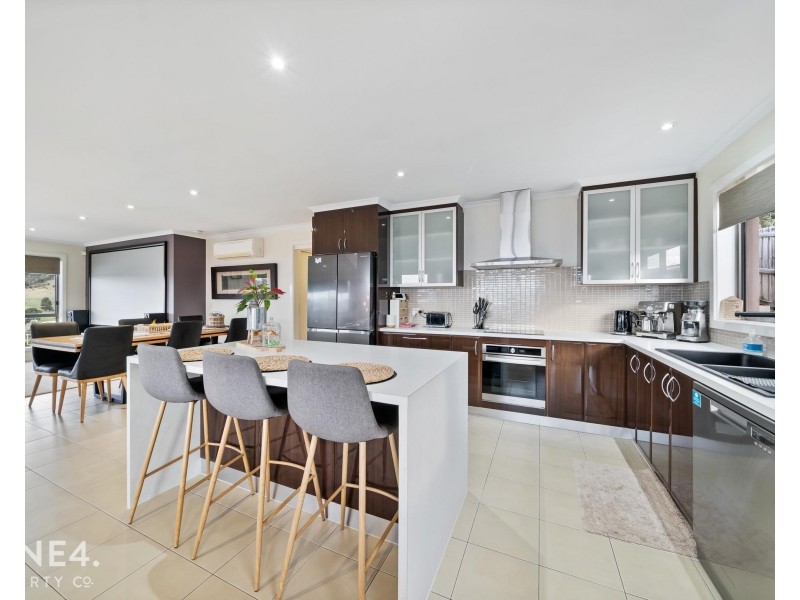 8 Lowrie Place, Glenorchy TAS 7010