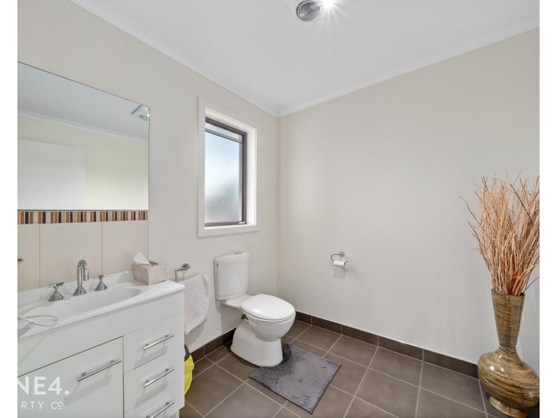 8 Lowrie Place, Glenorchy TAS 7010