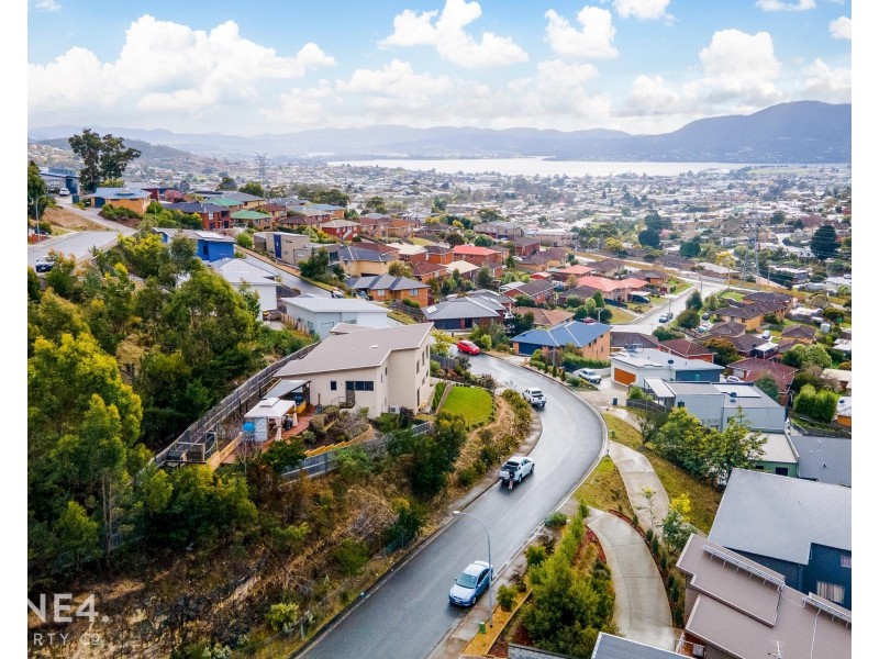8 Lowrie Place, Glenorchy TAS 7010