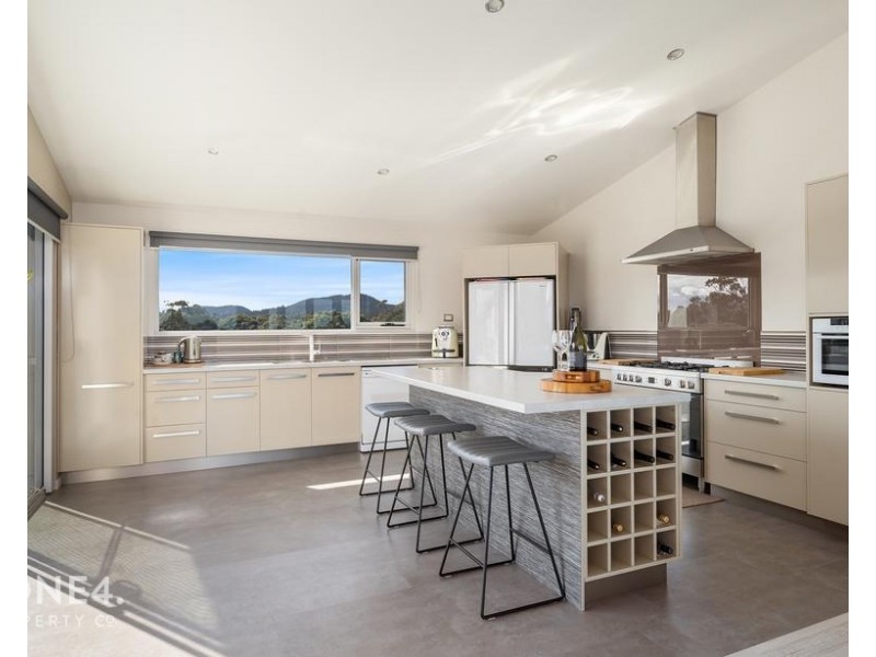 1348 Dolphin Sands Road, Dolphin Sands TAS 7190