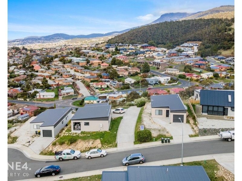 28 McGill Rise, Claremont TAS 7011