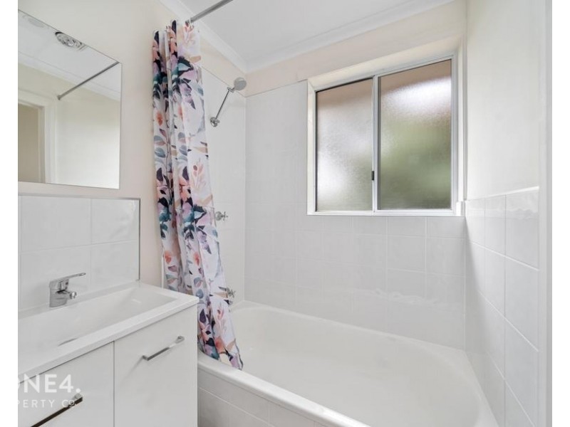 2/104 Abbotsfield Road, Claremont TAS 7011