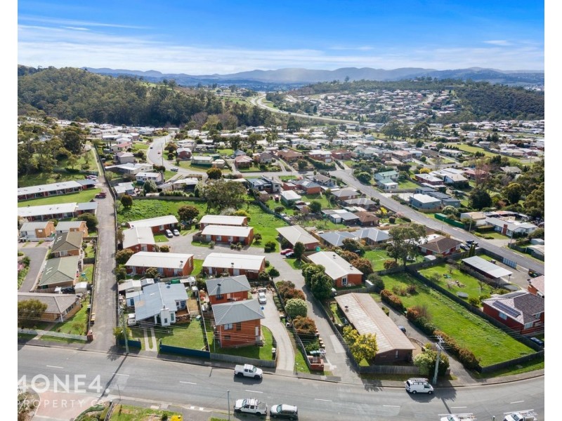 2/104 Abbotsfield Road, Claremont TAS 7011