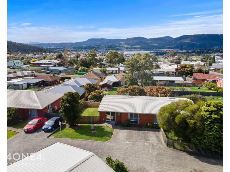 2/104 Abbotsfield Road, Claremont TAS 7011