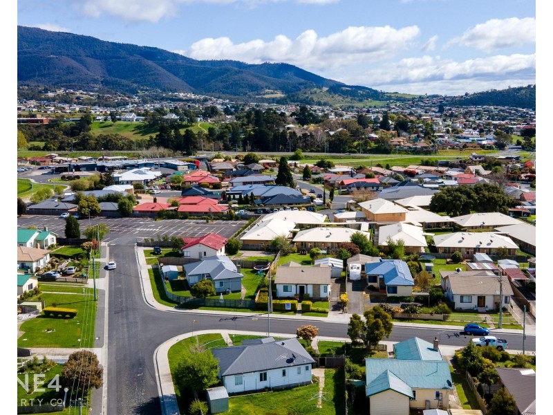 10 Seamew Street, Claremont TAS 7011