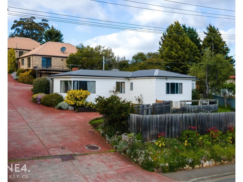 1/219 Cambridge Road, Warrane TAS 7018