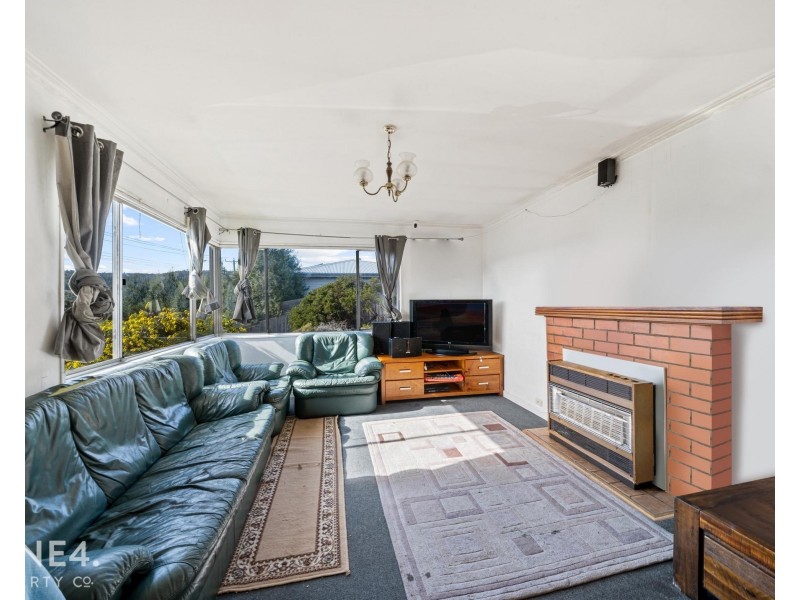 1/219 Cambridge Road, Warrane TAS 7018
