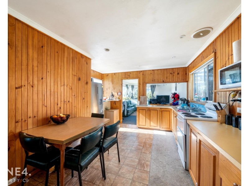1/219 Cambridge Road, Warrane TAS 7018