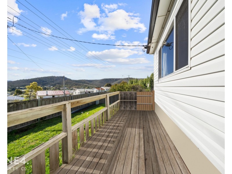 1/219 Cambridge Road, Warrane TAS 7018