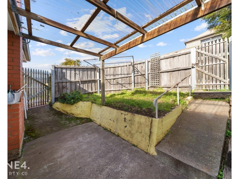 1/219 Cambridge Road, Warrane TAS 7018